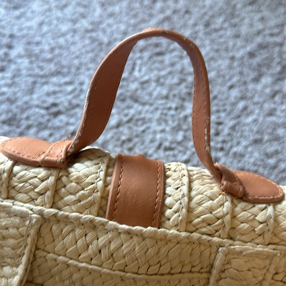 Universal Thread Straw Backpack - Picture 4 of 6